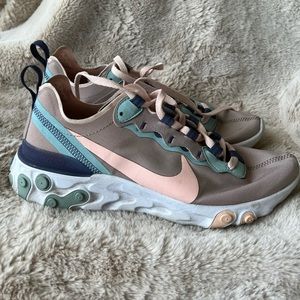 Nike react element 55 pumice pink size 8.5